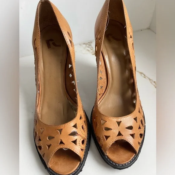 Jocelyn vintage leather Wedge Heels size 9 - Picture 2 of 5